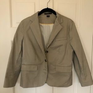 Khaki blazer with 3/4 sleeves